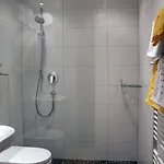 泽尔泽公寓 *