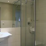 泽尔泽公寓